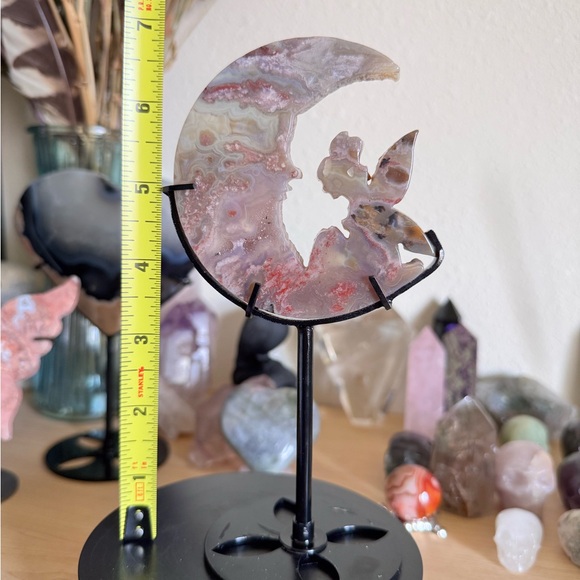 6.75” Stunning Druzy Agate Fairy On Moon Crystal Carving with stand - Picture 11 of 11